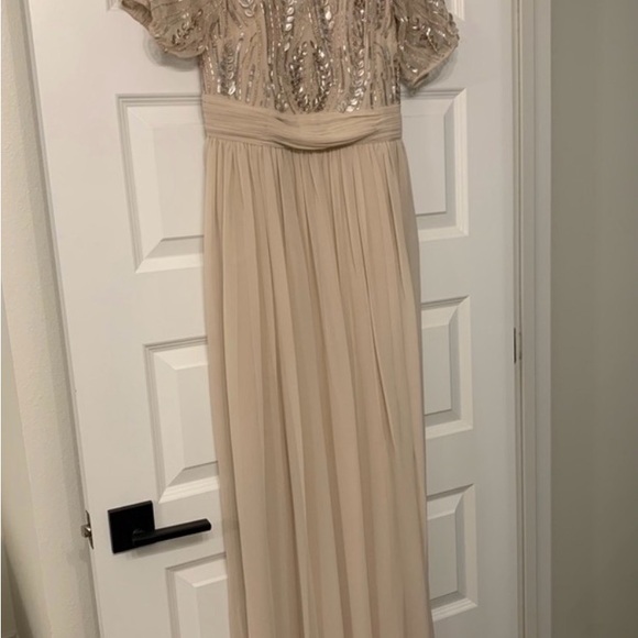 Adrianna Papell Beige Maxi Long Dress Mother of Bride Size 10 - Picture 4 of 4